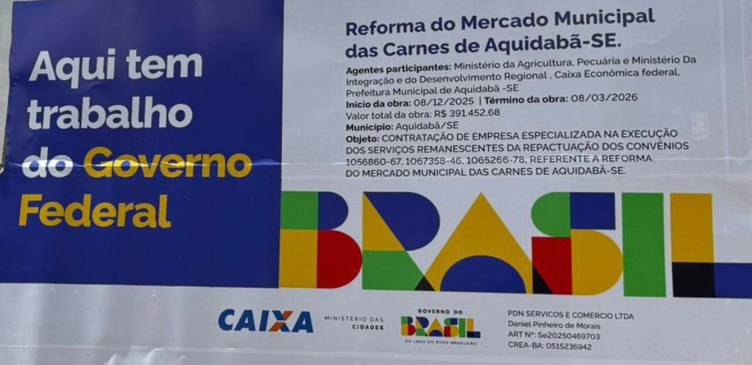 Placa da obra do Mercado Municipal de Aquidabã