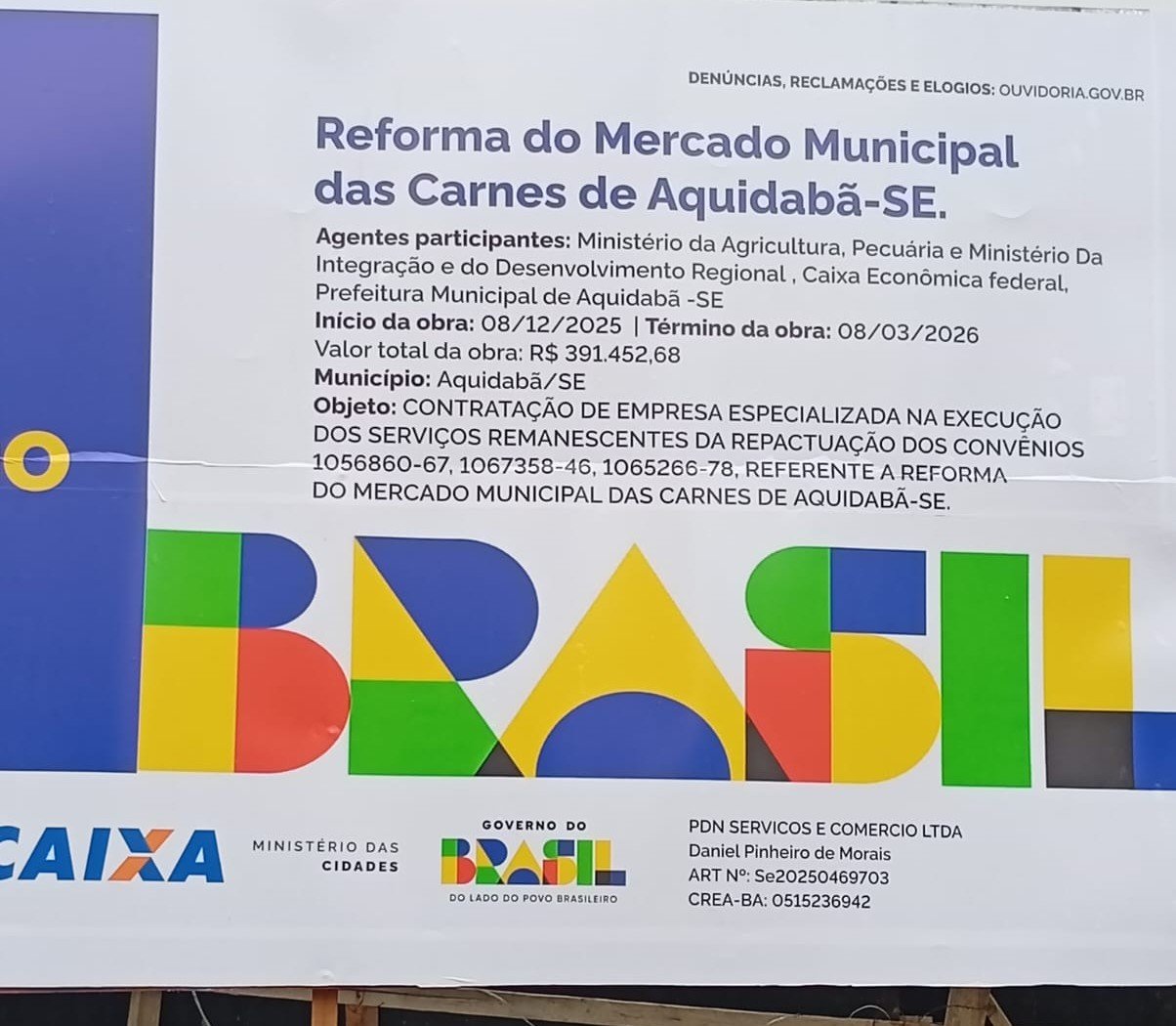 Detalhes da placa do Mercado Municipal