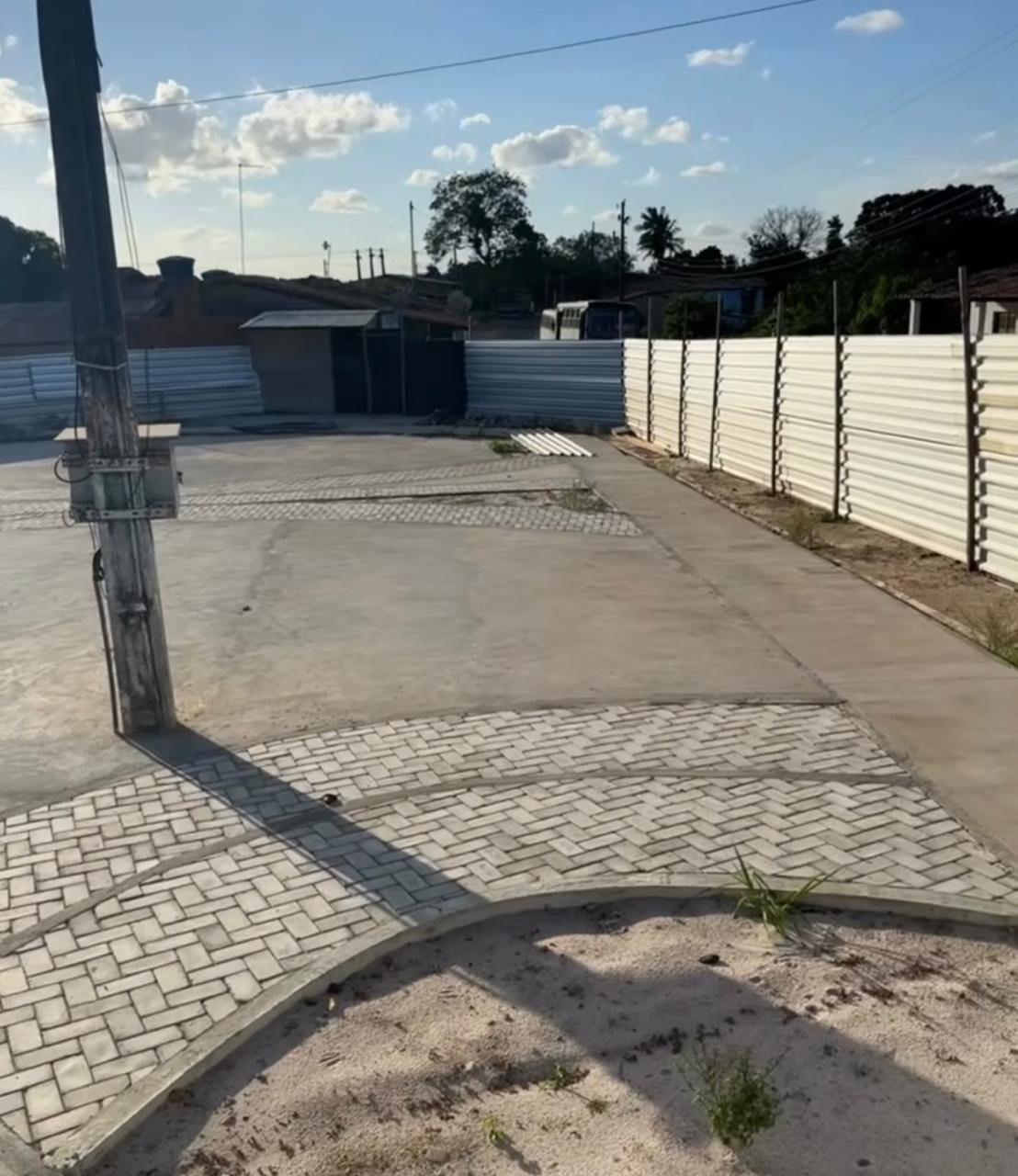 Área sem acabamento